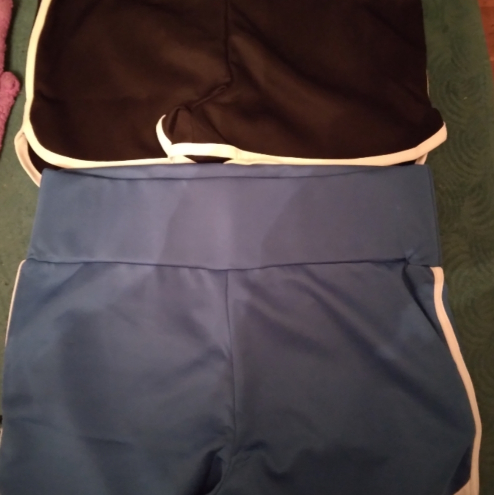 2 pr shorts ( New w/out tags) Never worn